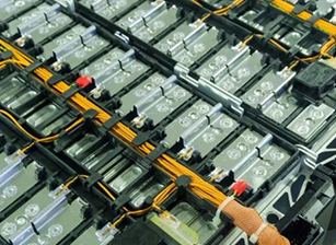 电芯间隔热防护